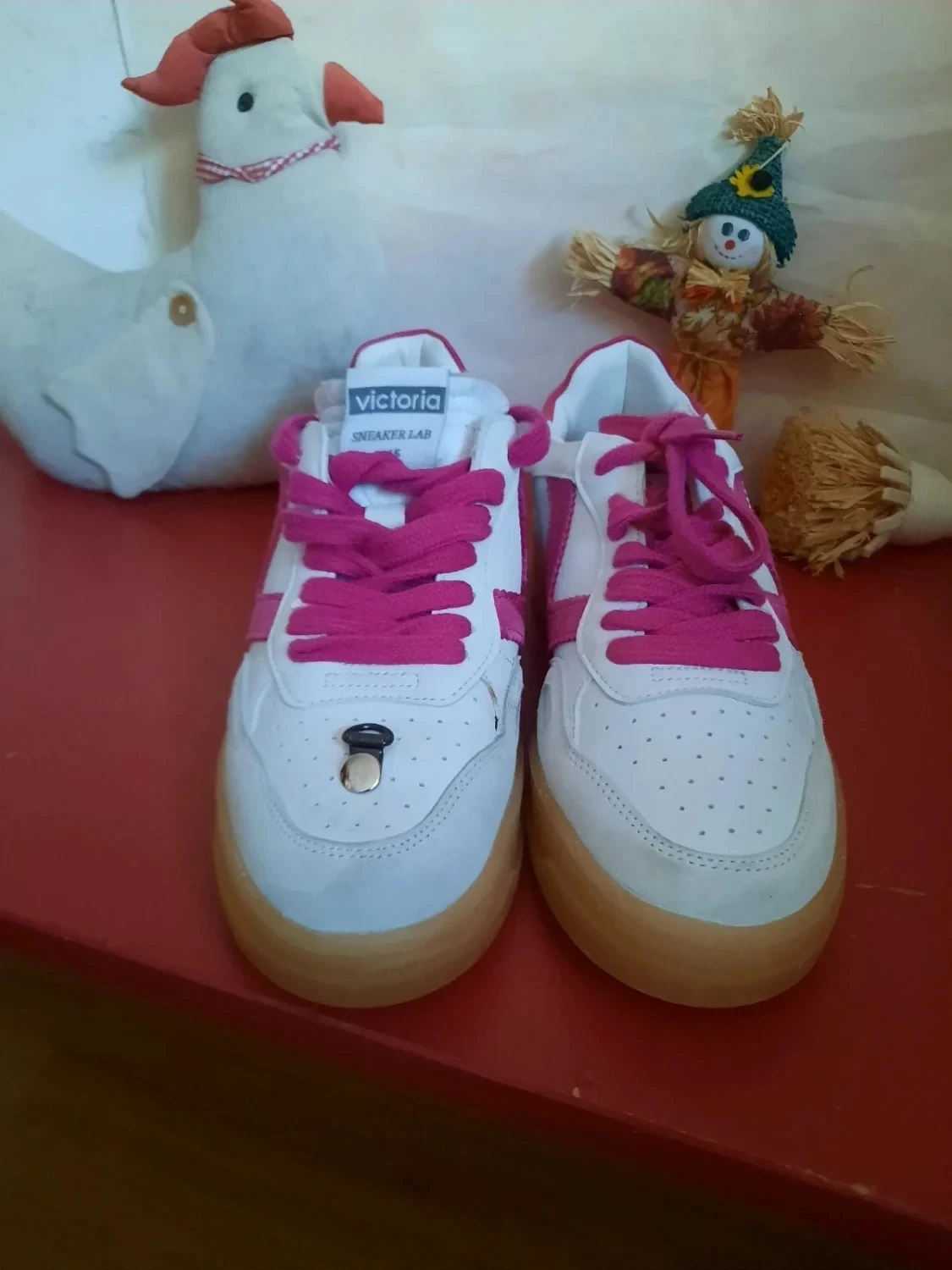 Leather and faux leather sneakers, women's size 37. Victoria. – photo 5